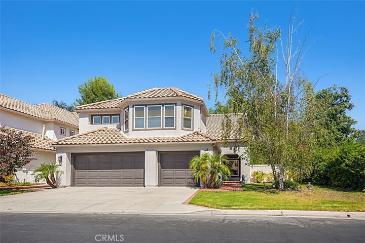 Property Photo: 28 Lawnridge CA 92679