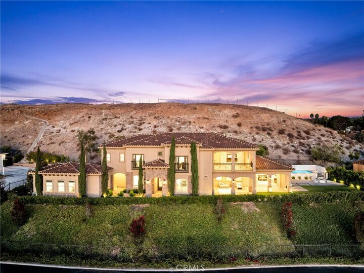 5662 Royal Ridge Court  Riverside CA 92506 photo
