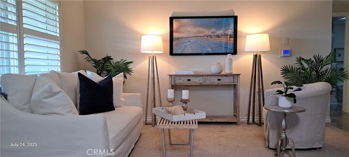 Property Photo:  14001 Thunderbird Dr  M2  4K  CA 90740 