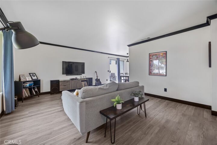 Property Photo:  871 W 12th Street 1  CA 91702 