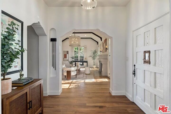 Property Photo: 384 N Bonhill Road CA 90049