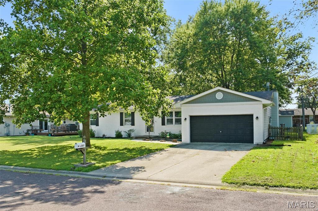 Property Photo: 507 Jackson Street IL 62258