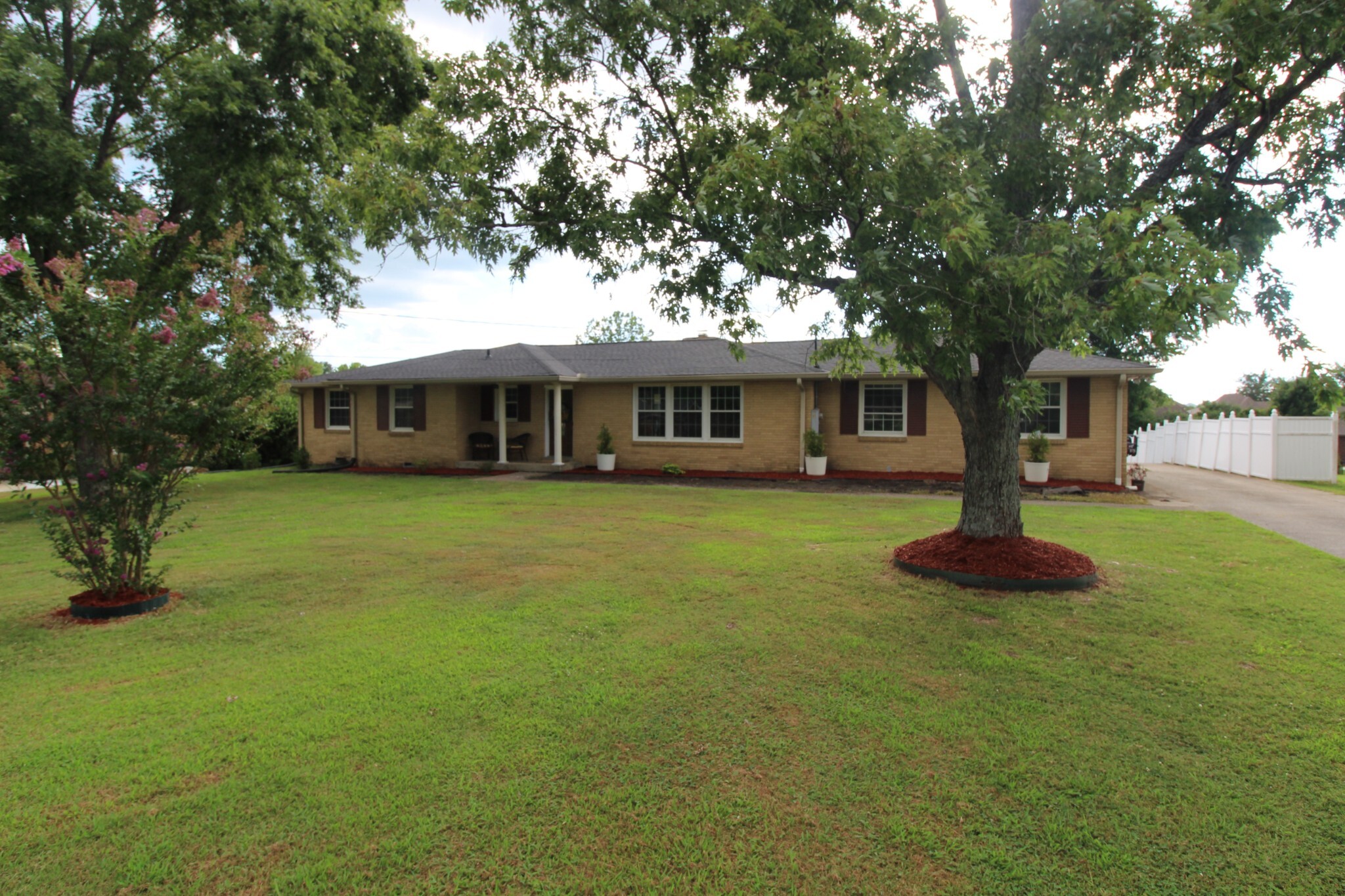 130 Chiroc Rd  Hendersonville TN 37075 photo