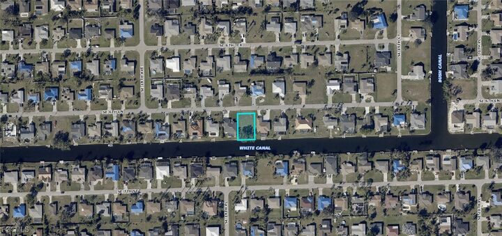 Property Photo:  1826 SE 6th Lane  FL 33990 