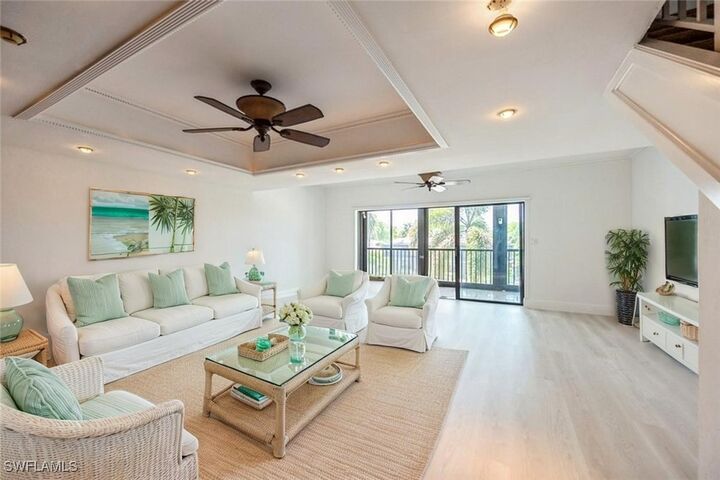 Property Photo: 1400 Blue Point Avenue 207 FL 34102