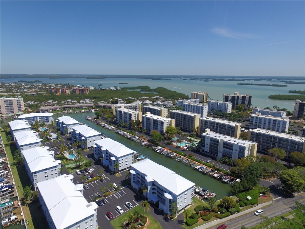 Property Photo: 4401 Bay Beach Lane 833 FL 33931