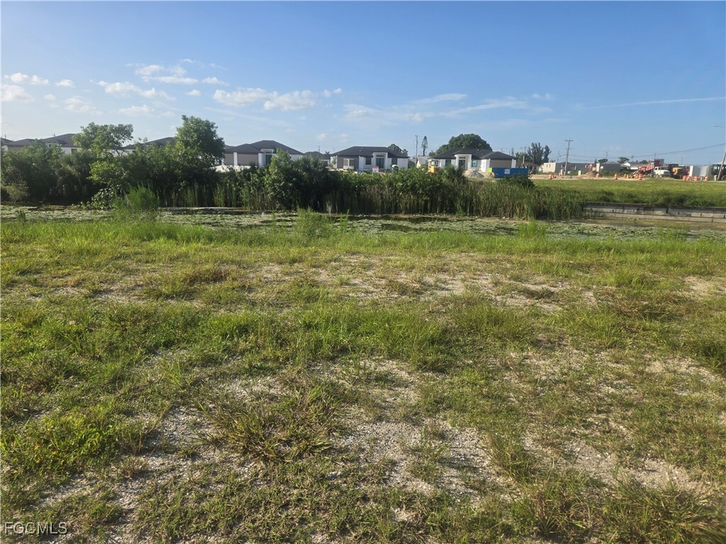 401 NE 15th Street  Cape Coral FL 33909 photo