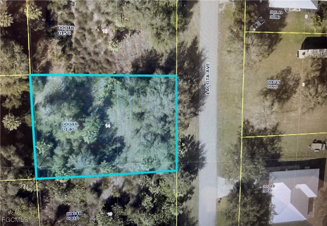 Property Photo: 6049 Lacota Avenue FL 33905