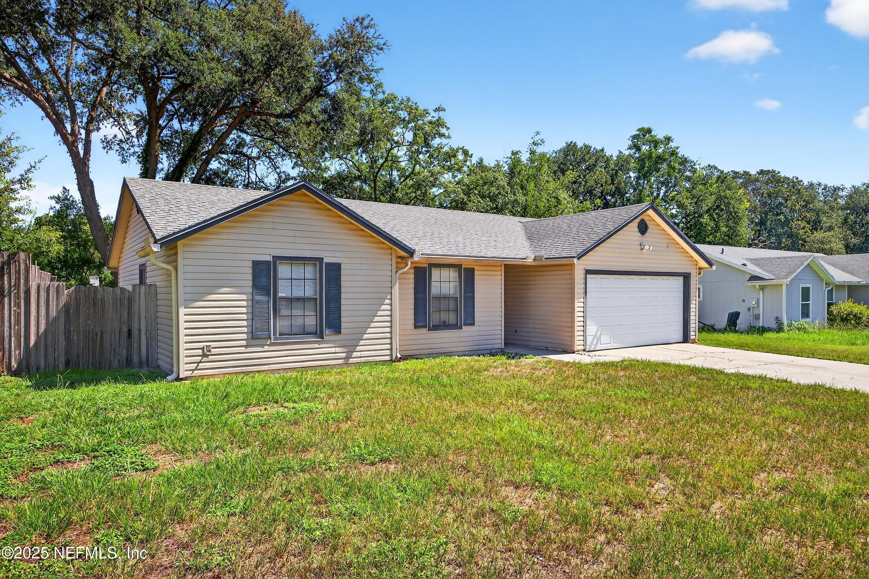 Property Photo:  7987 Winterwood Lane  FL 32210 