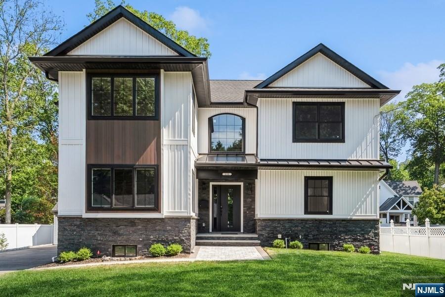 Property Photo: 890 Oradell Avenue NJ 07649