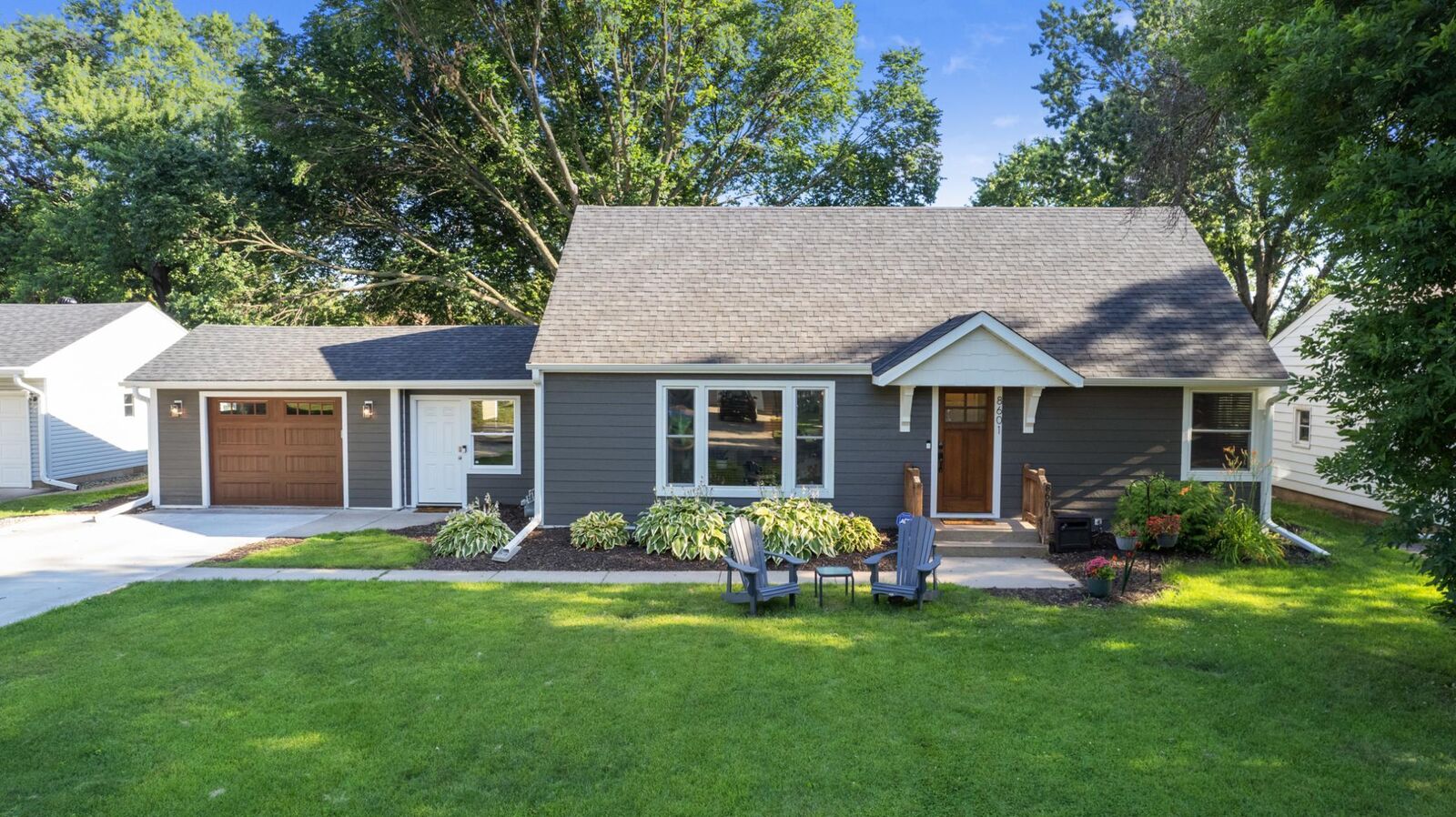 Property Photo:  8601 Virginia Circle S  MN 55426 