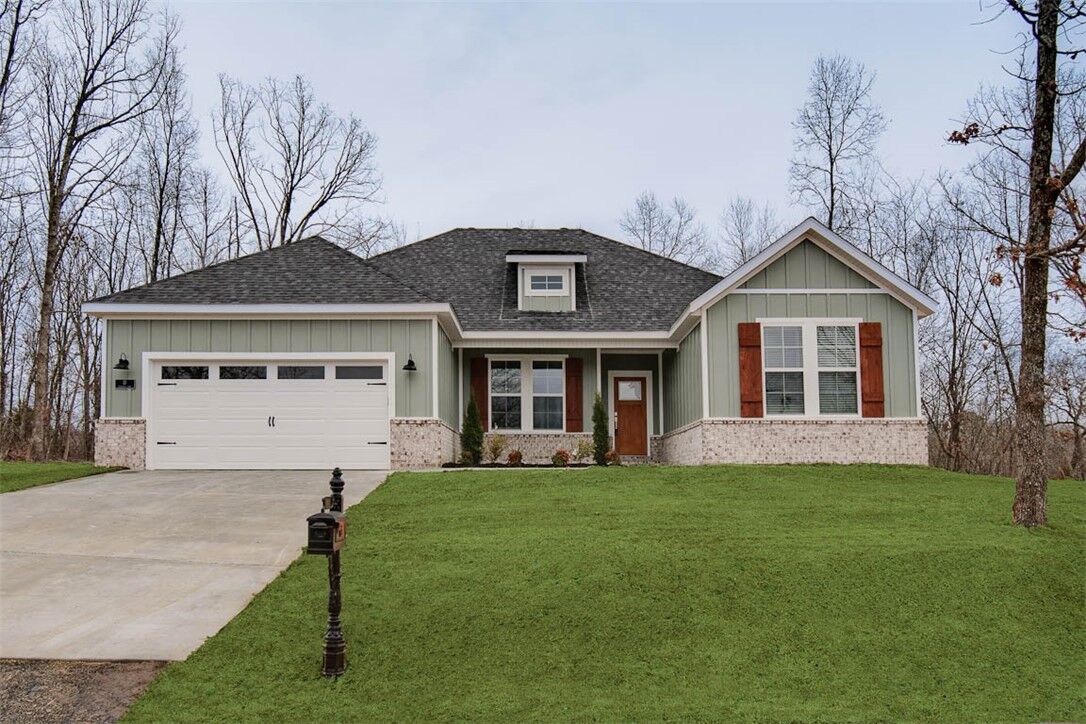 Property Photo: 14 Halford Lane AR 72715