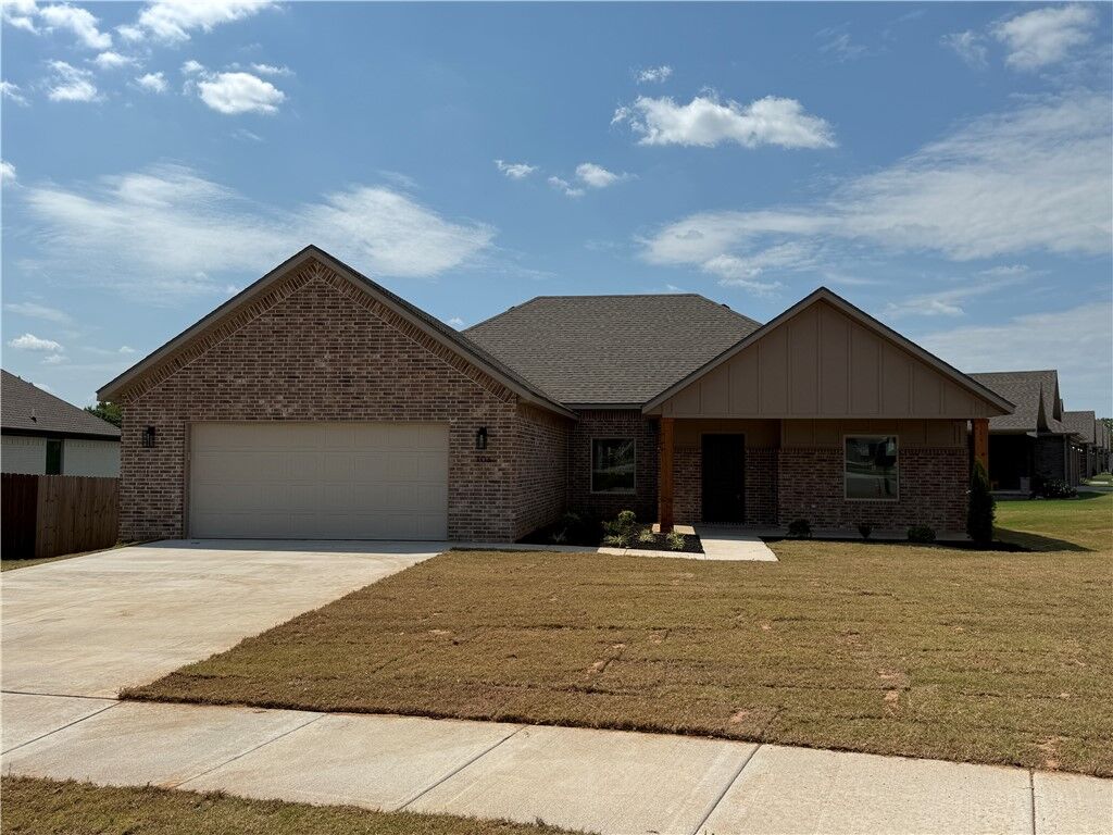 Property Photo: 103 W Watson Lane AR 72730