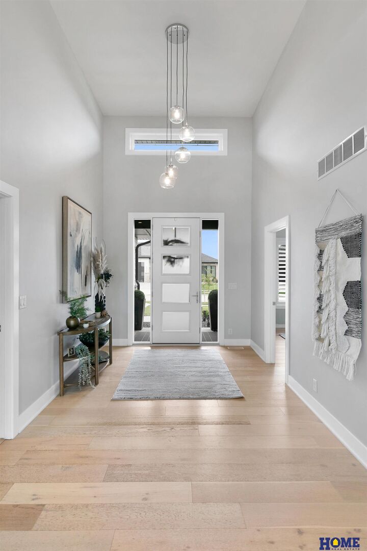 Property Photo: 10220 Starlight Bay NE 68527