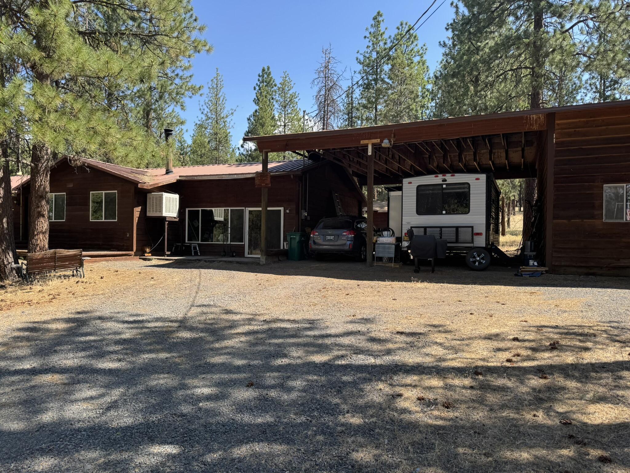 Property Photo: 28961 Yonna Wood Road OR 97623