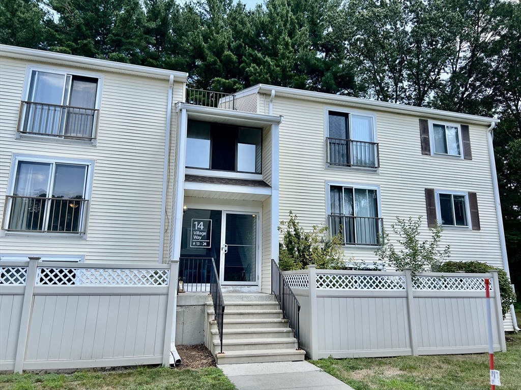 Property Photo:  14 Village Way 14  MA 01760 