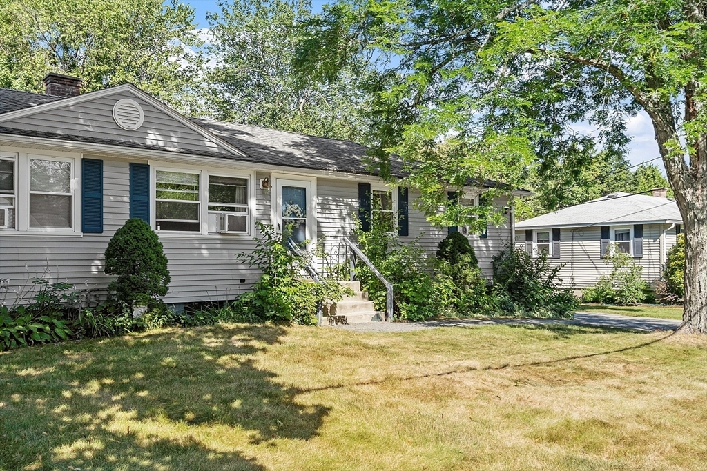 Property Photo:  9 Neillian Street 9  MA 01730 