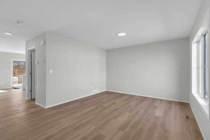 Property Photo: 18 Anna Close AB T4M 0N1