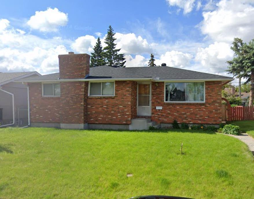 Property Photo:  4951 10 Avenue SW  AB T3C 0M3 
