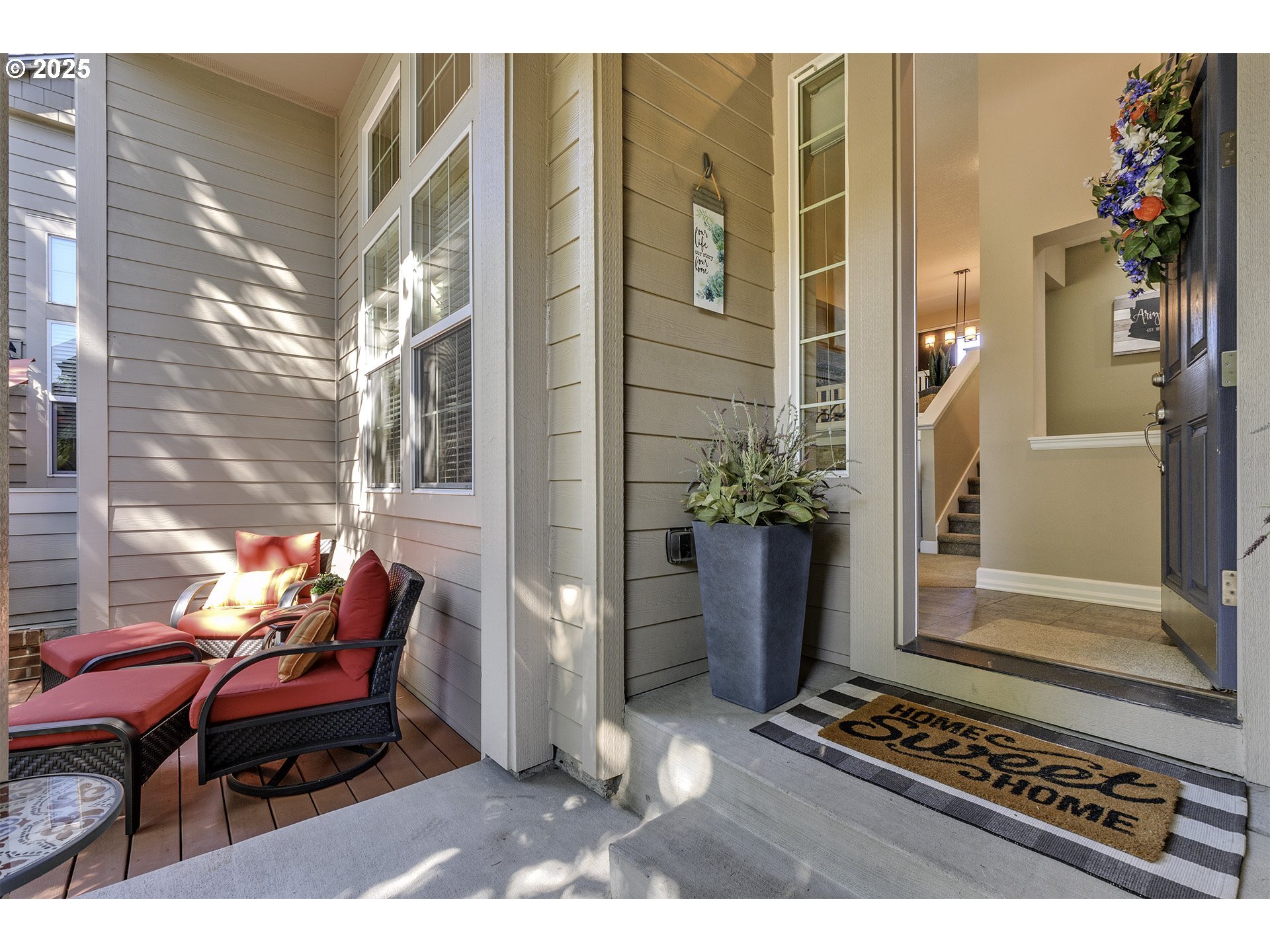 Property Photo: 1613 NE Ashberry Dr OR 97124