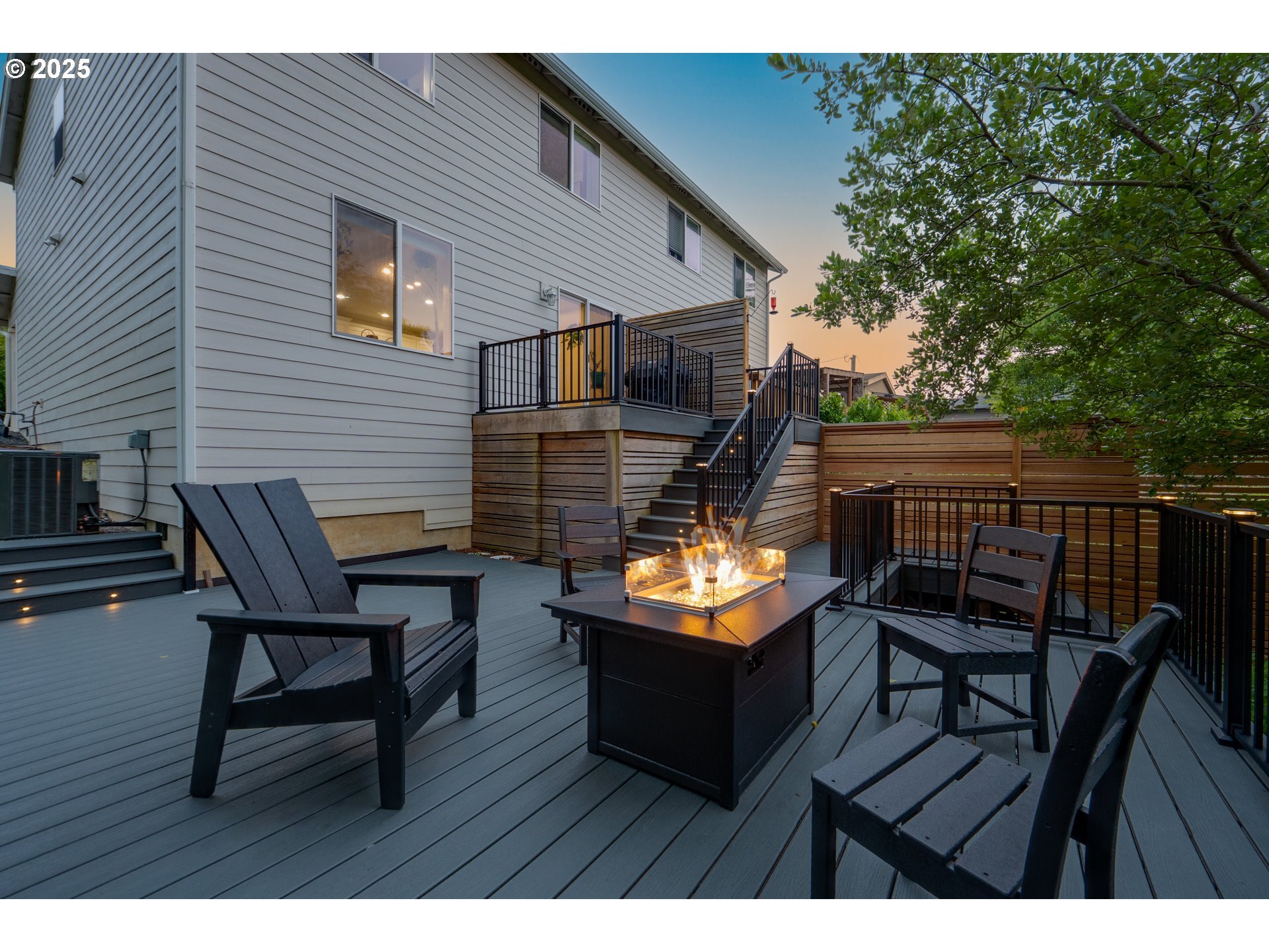 Property Photo: 1510 Spruce Dr OR 97138