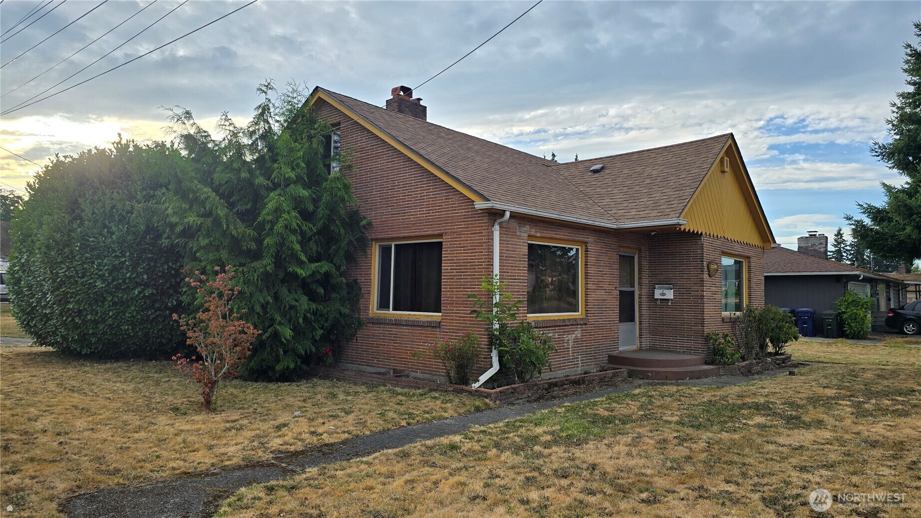 Property Photo: 7520 Park Avenue S WA 98408