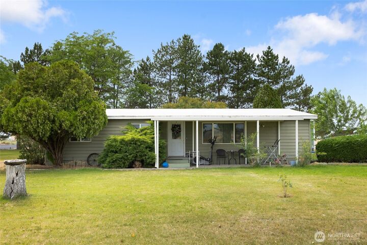 9630  Road H.8  NE  Moses Lake WA 98837 photo
