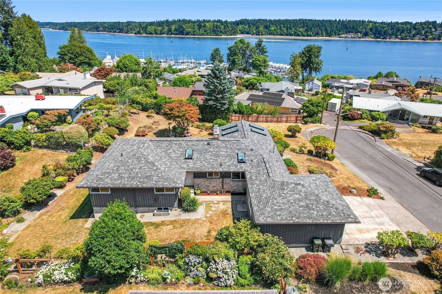 Property Photo:  1410  Swallow Lane NW  WA 98502 