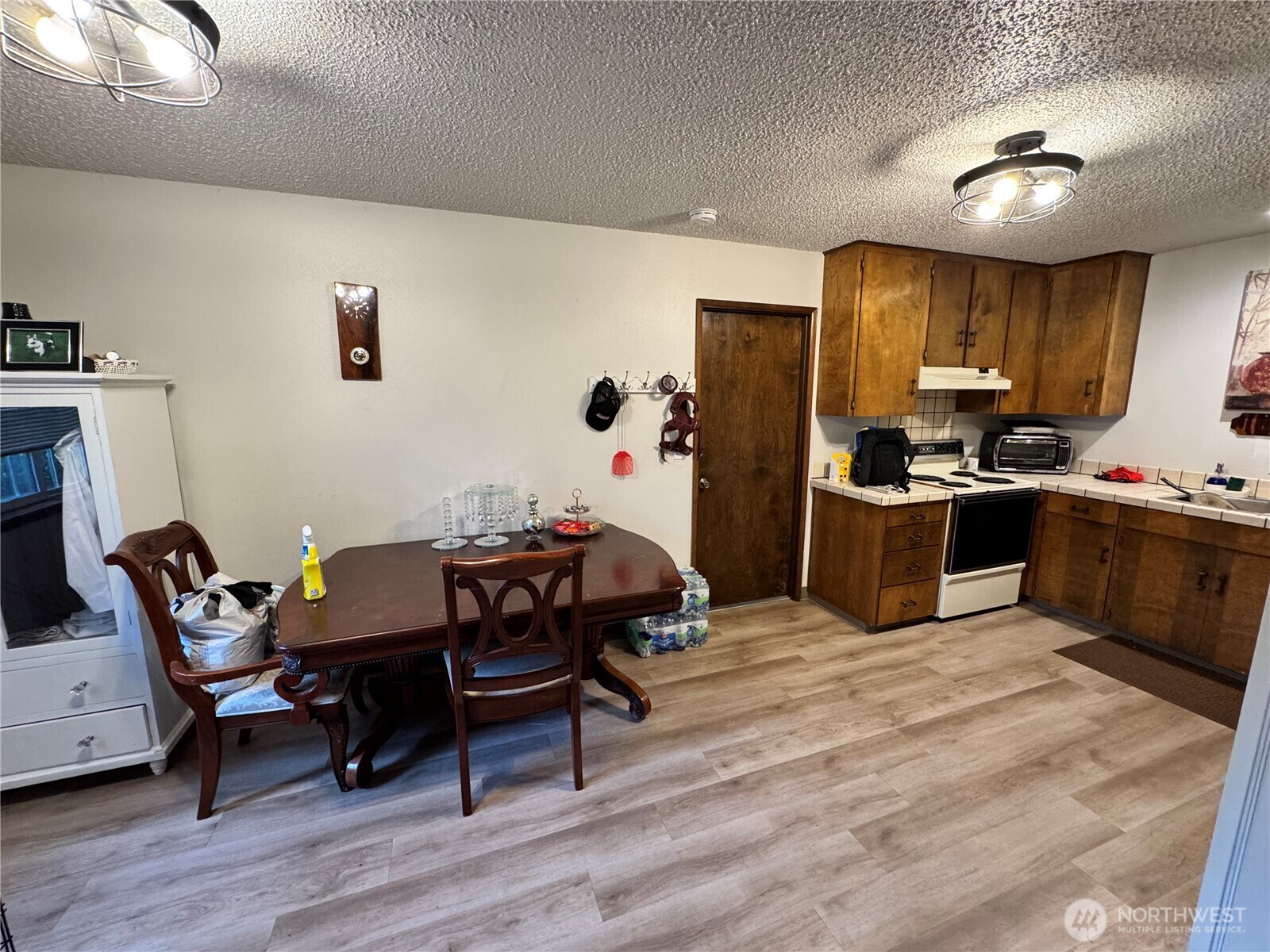 Property Photo: 11112 SE 10th Street WA 98664