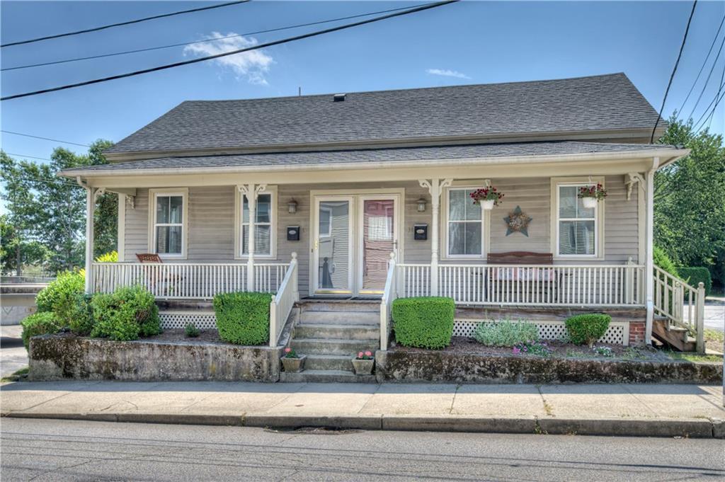 33 London Street  East Greenwich RI 02818 photo