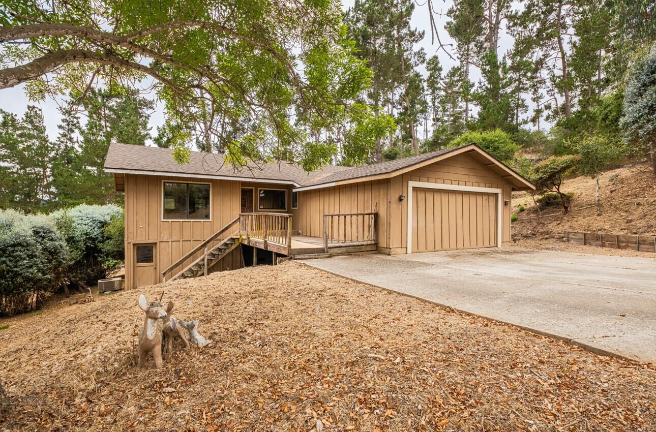 Property Photo: 19400 Eden Court CA 93907
