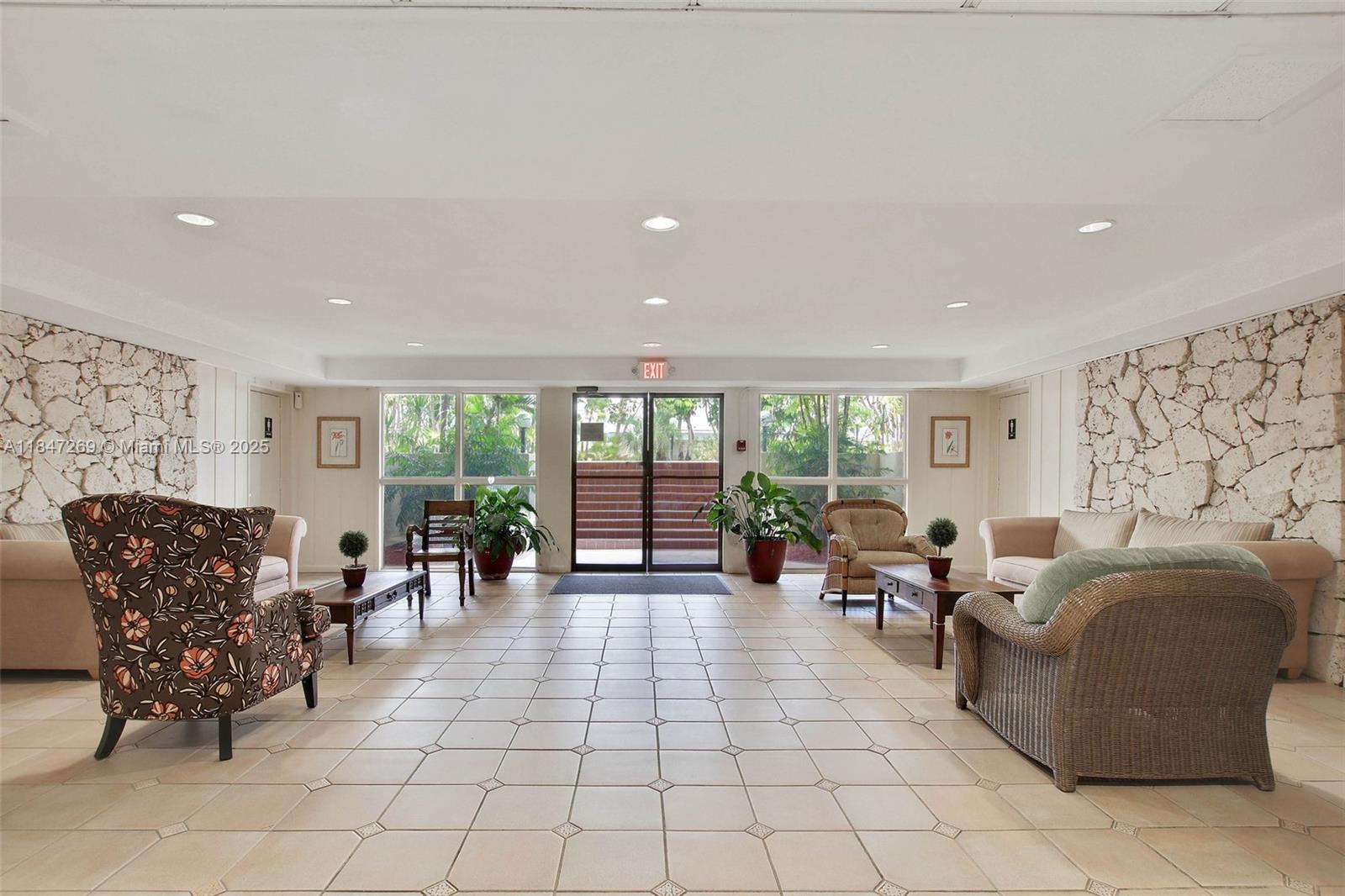 Property Photo:  1205 Mariposa Ave 320  FL 33146 