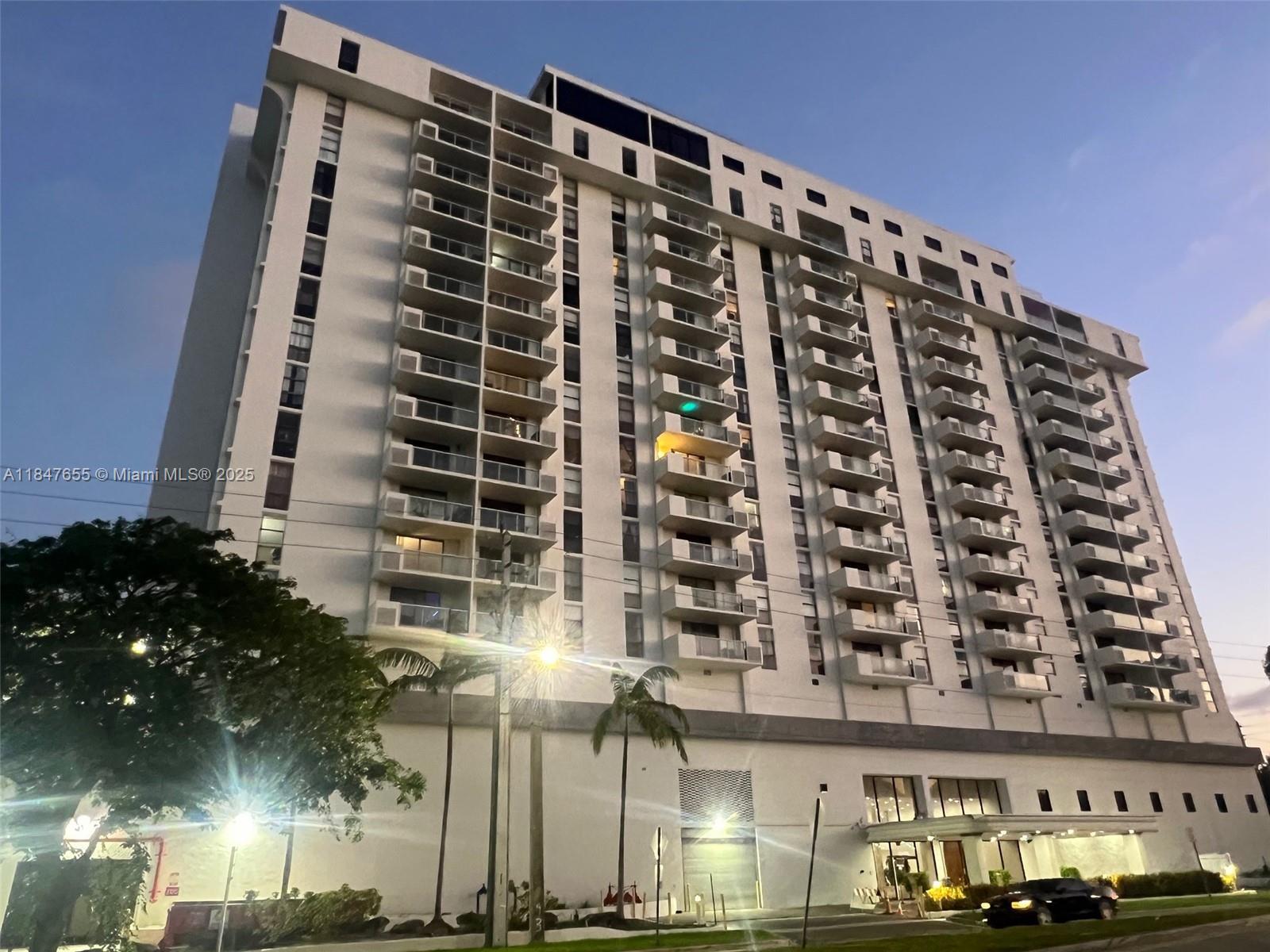 Property Photo: 13499 Biscayne Blvd 407 FL 33181