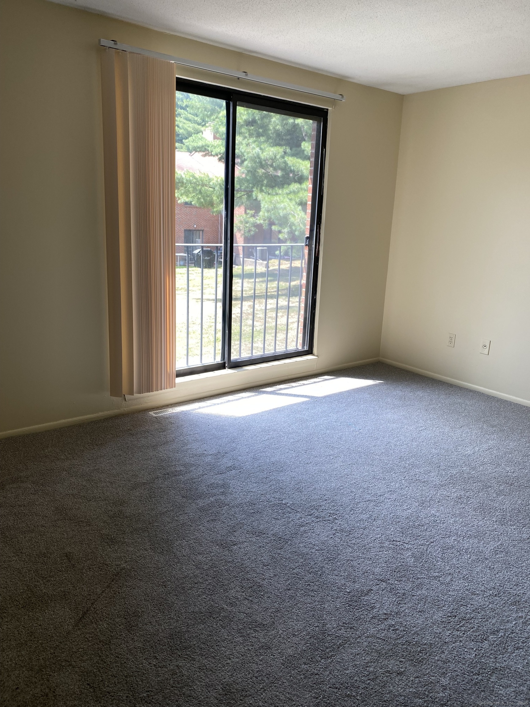 Property Photo:  500 Darling Street 23 C  CT 06489 