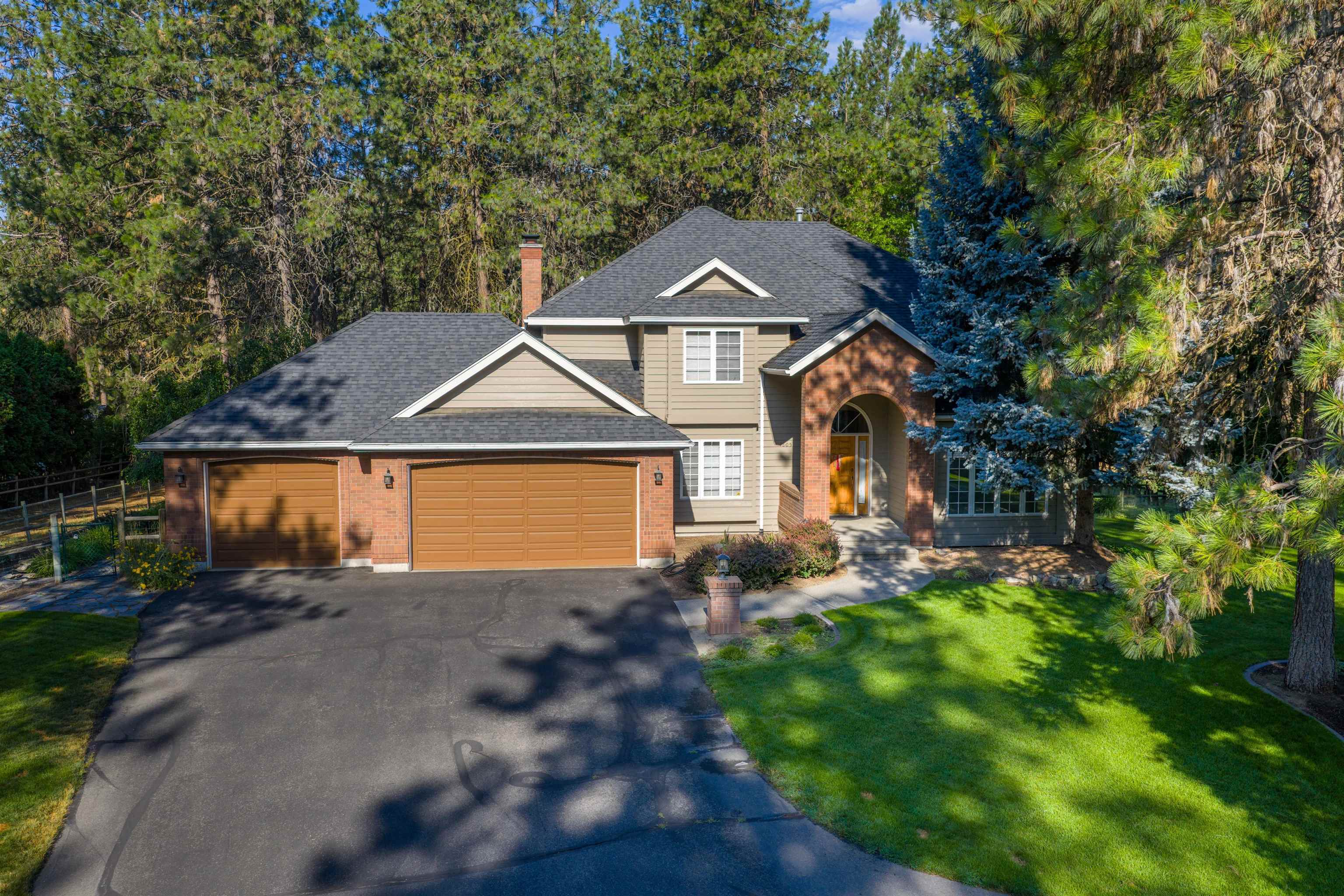 Property Photo:  17805 N Saddle Hill Rd  WA 99005 