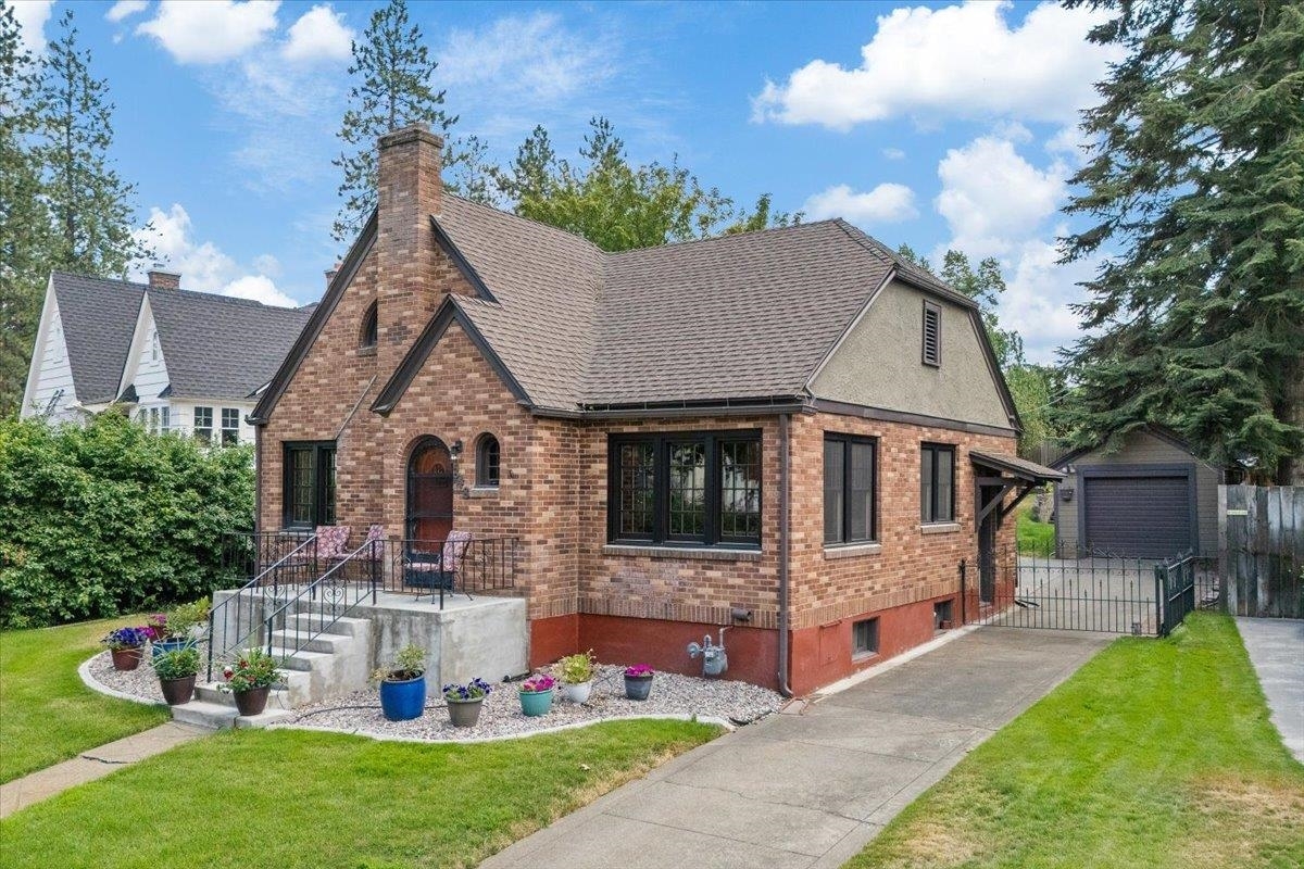 Property Photo: 848 E 28th Ave WA 99203