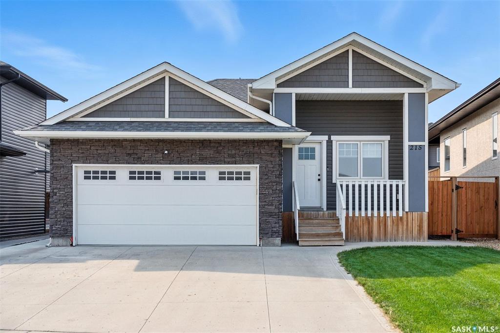 Property Photo: 215 Bolstad Manor SK S7W 0Y1