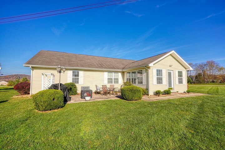 Property Photo: 391 Napoleon Lane OH 45629