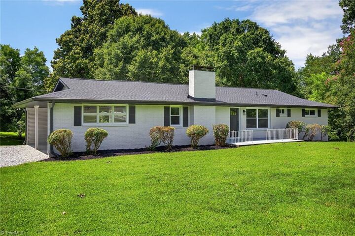 193 Redcoat Lane  Winston-Salem NC 27107 photo