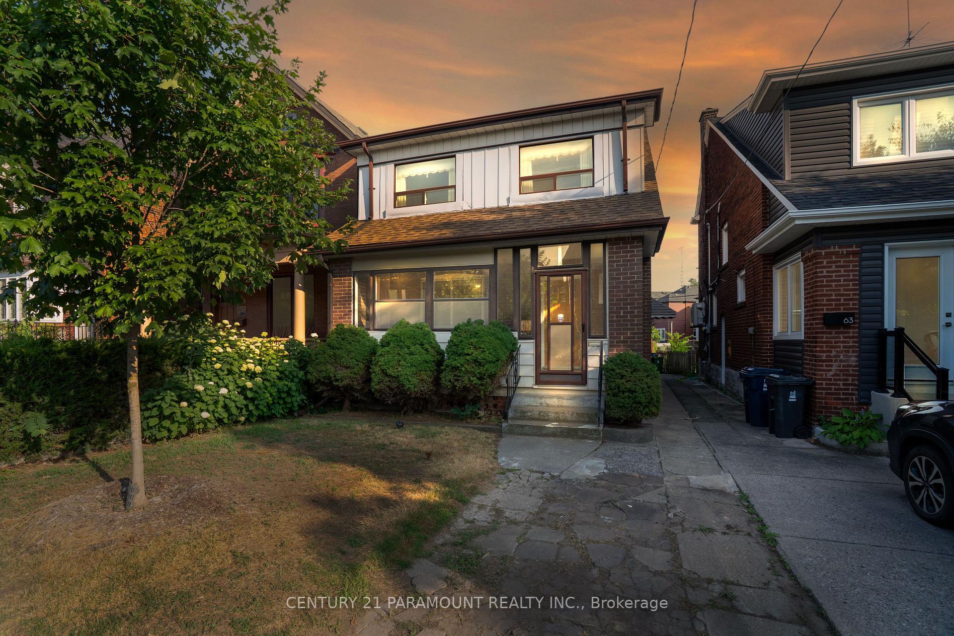 61 St Annes Road  Toronto ON M6J 2C4 photo