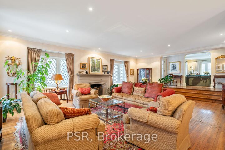 Property Photo: 13 Old Forest Hill Road ON M5P 2P6