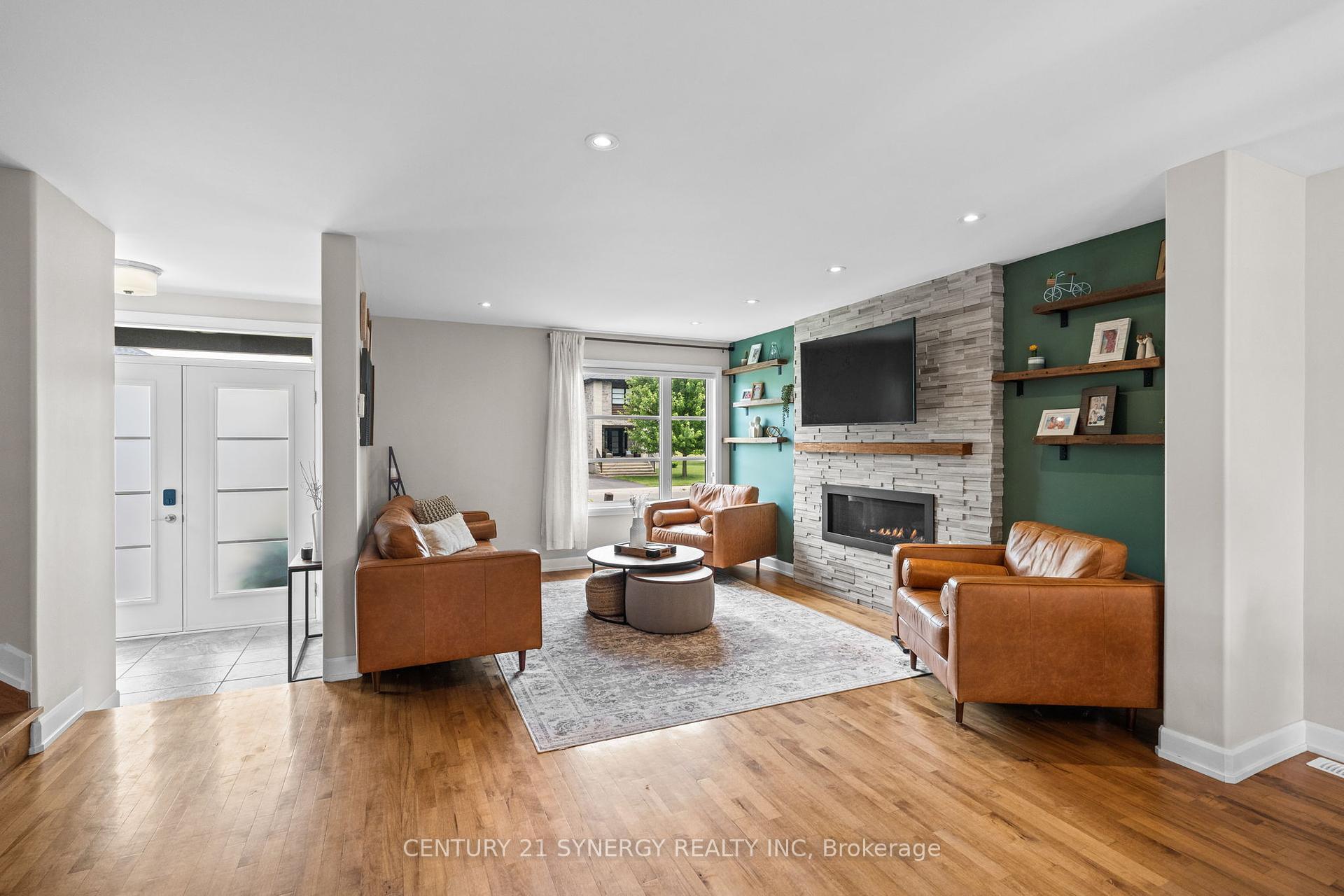 Property Photo:  406 Provence Avenue  ON K0A 1W0 