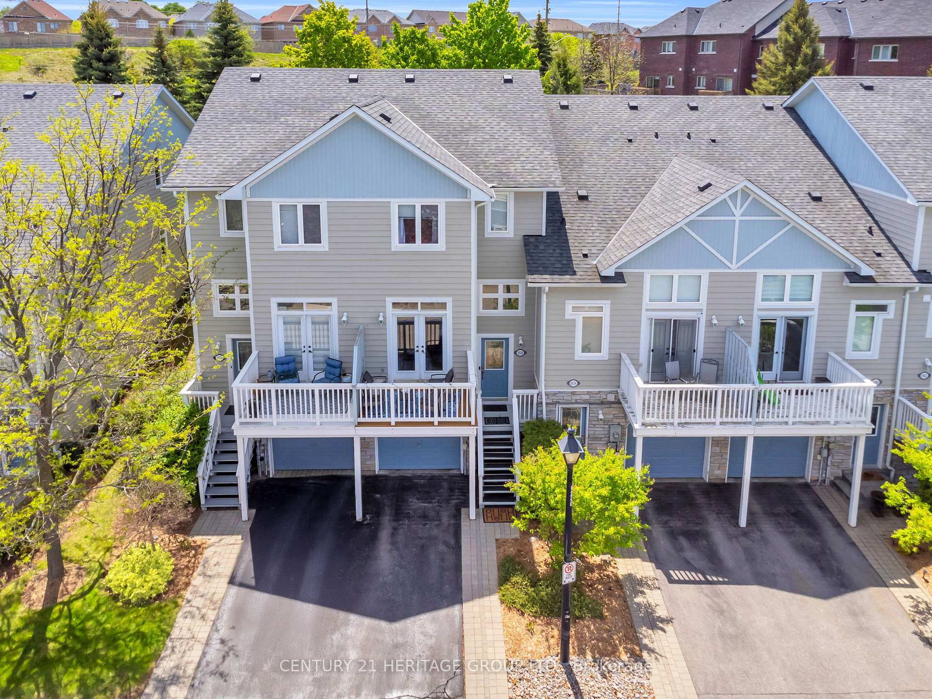 Property Photo: 1056 On Bogart Circle ON L3Y 8T4