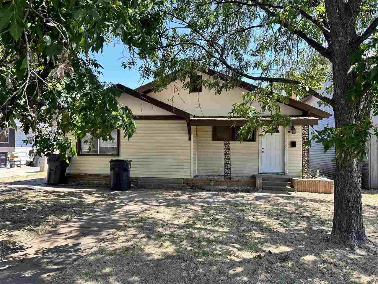 Property Photo: 2105 Taft Street TX 76309