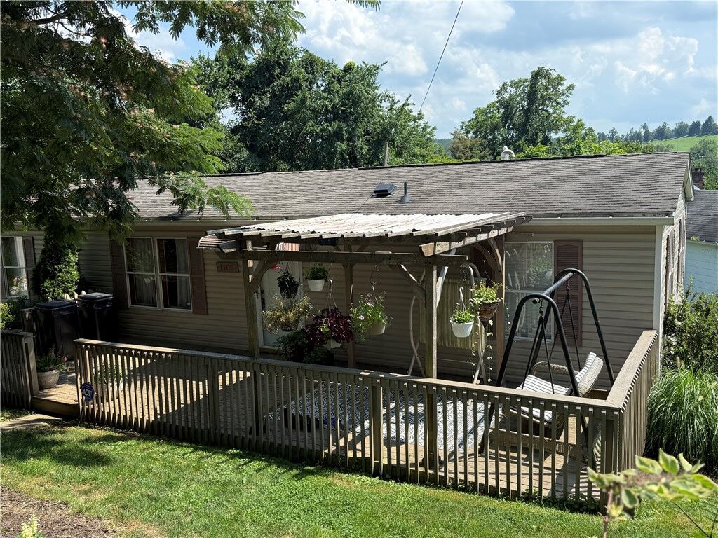 Property Photo: 1105 4th Street PA 15438