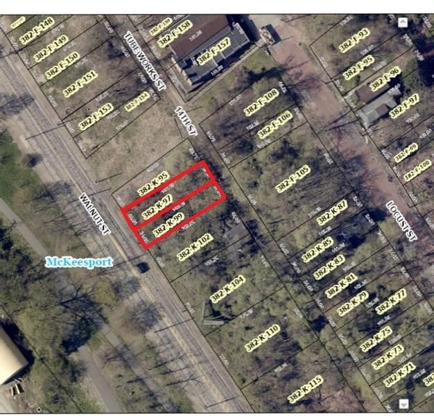 Property Photo:  1405/1407 Walnut Street  PA 15132 