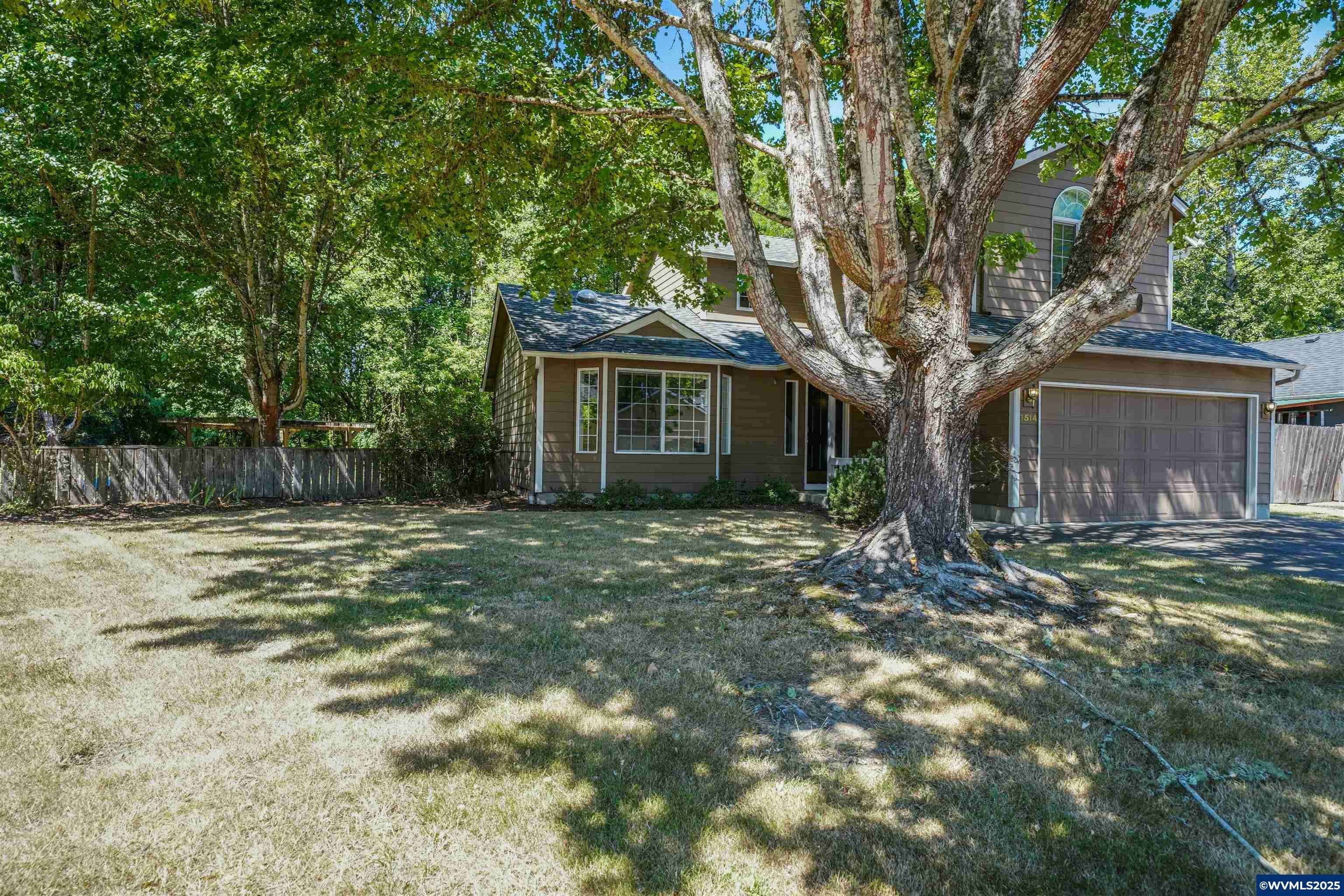 Property Photo:  1514 SW Birdie Dr  OR 97333 