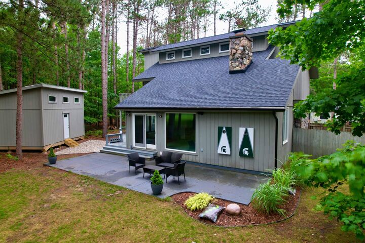 Property Photo:  6672 St Andrews Drive  MI 49735 