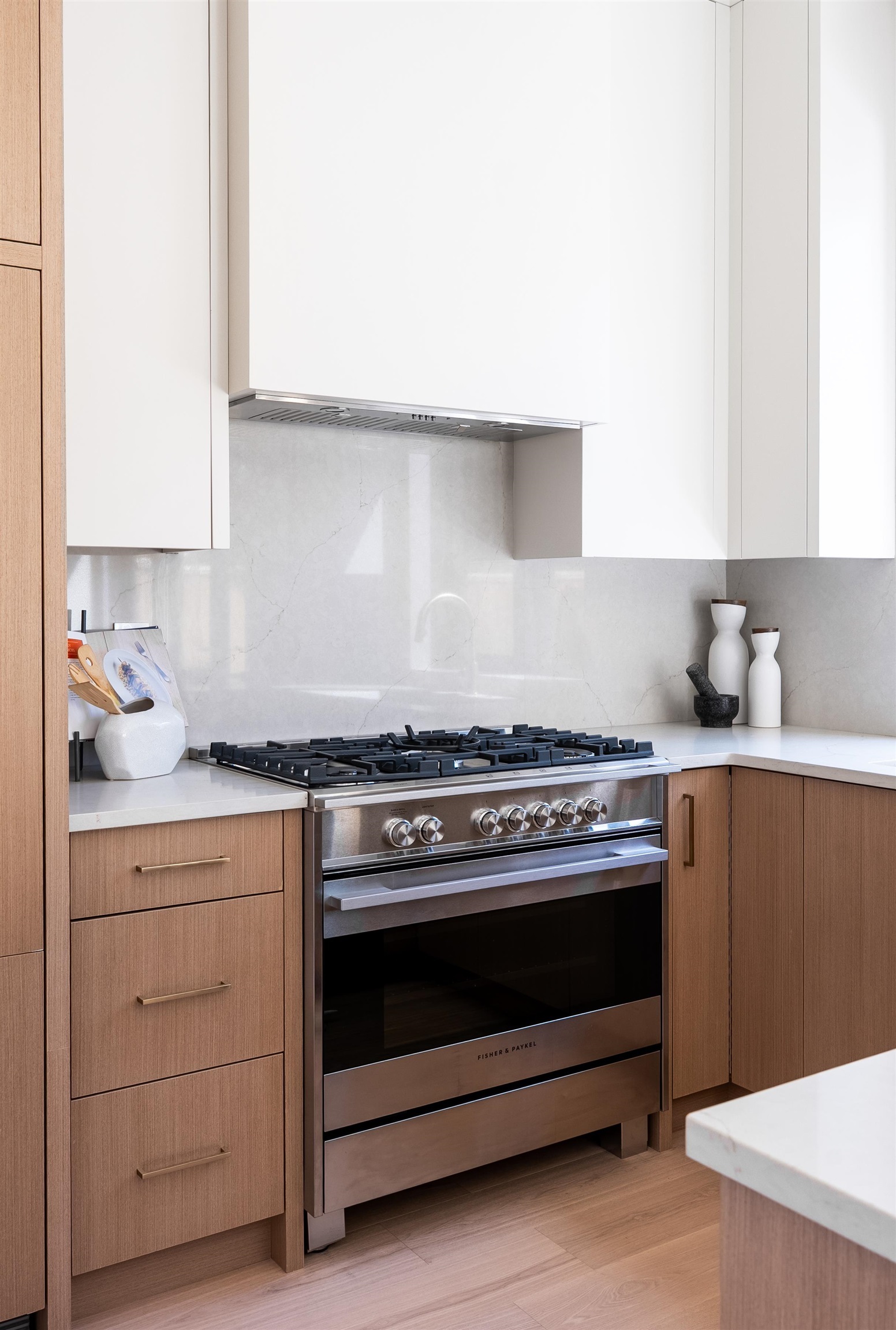 Property Photo: 356 E 40th Avenue 2 BC V5W 1L9