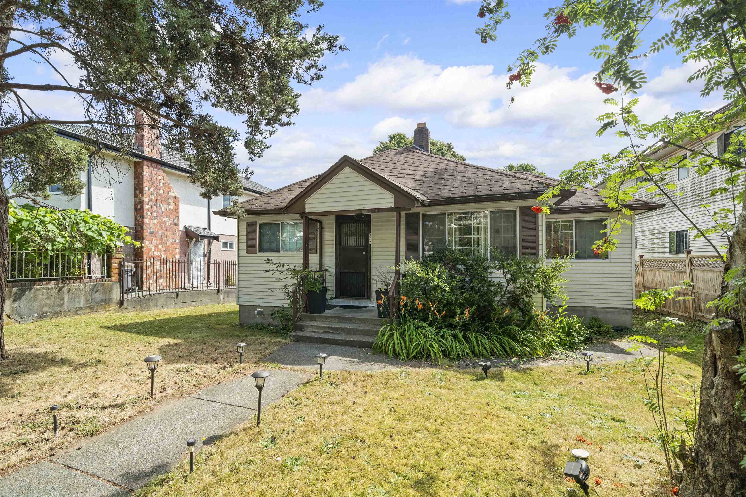 Property Photo: 5974 Argyle Street BC V5P 3K1